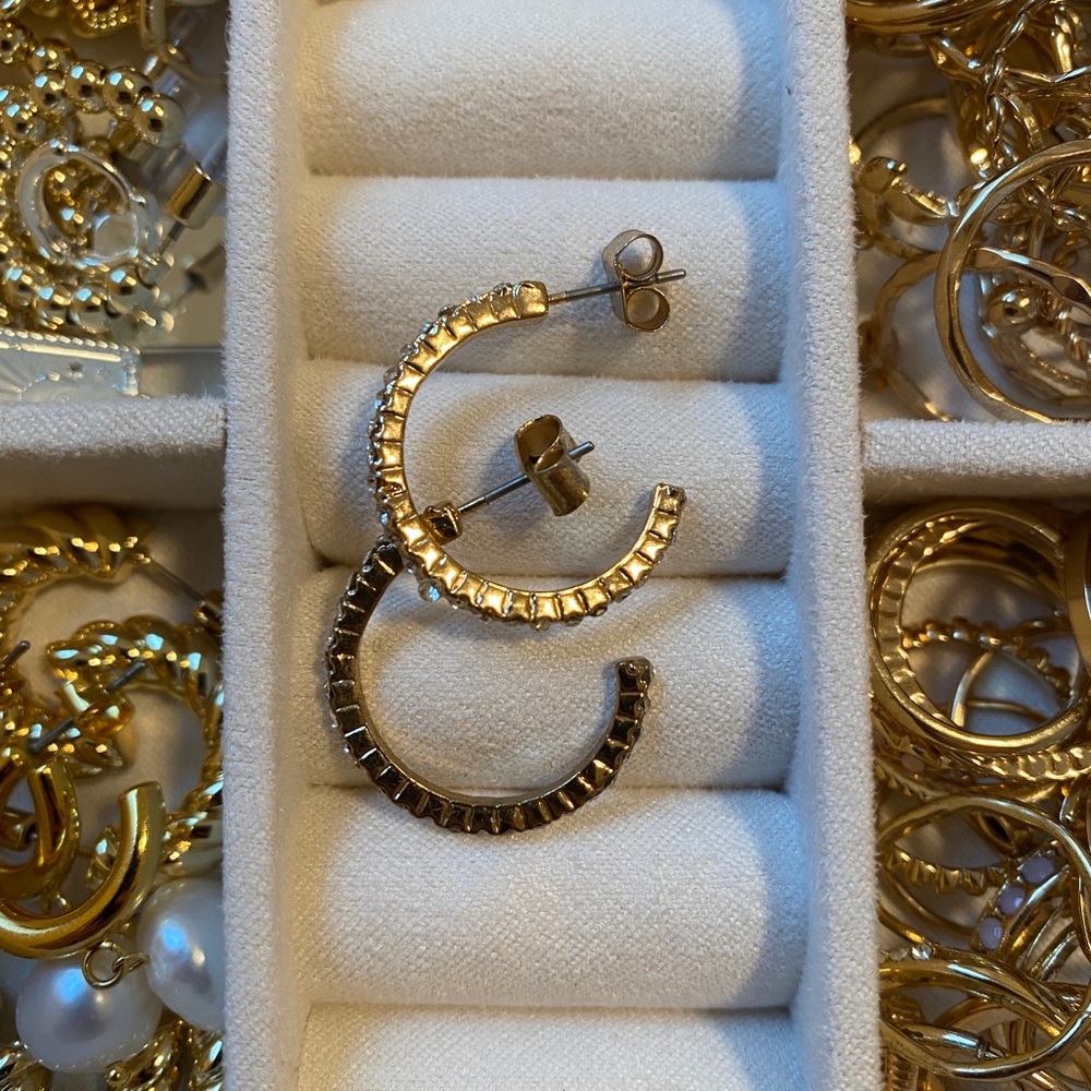 GOLD EARRINGS